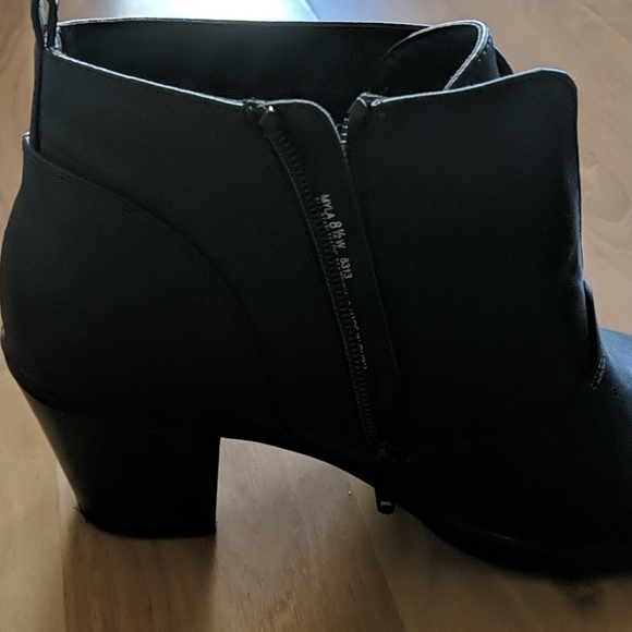 Black ankle boots Cloudwalkers by Avenue 8.5W - Picture 5 of 6